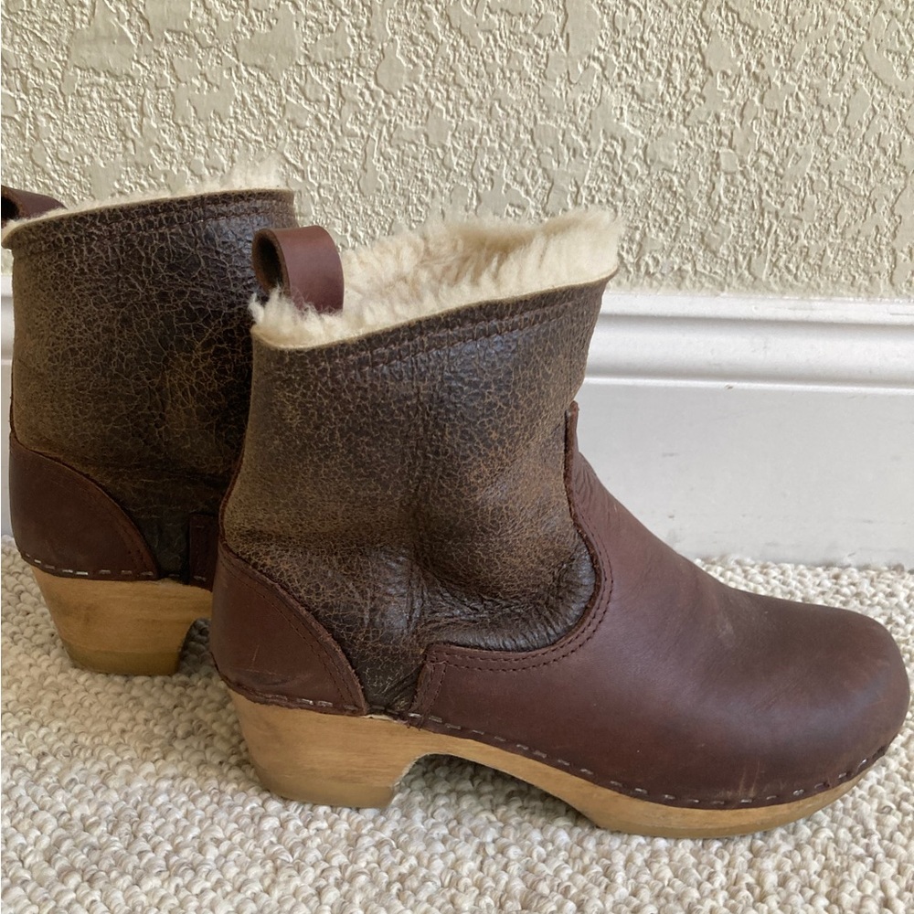 No. 6 Shearling clog boots